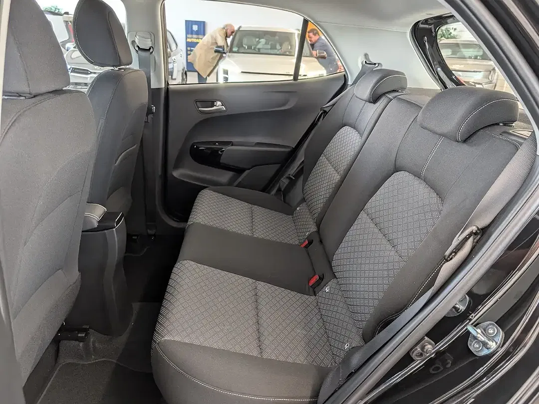 Kia Picanto - Thumbnail 9