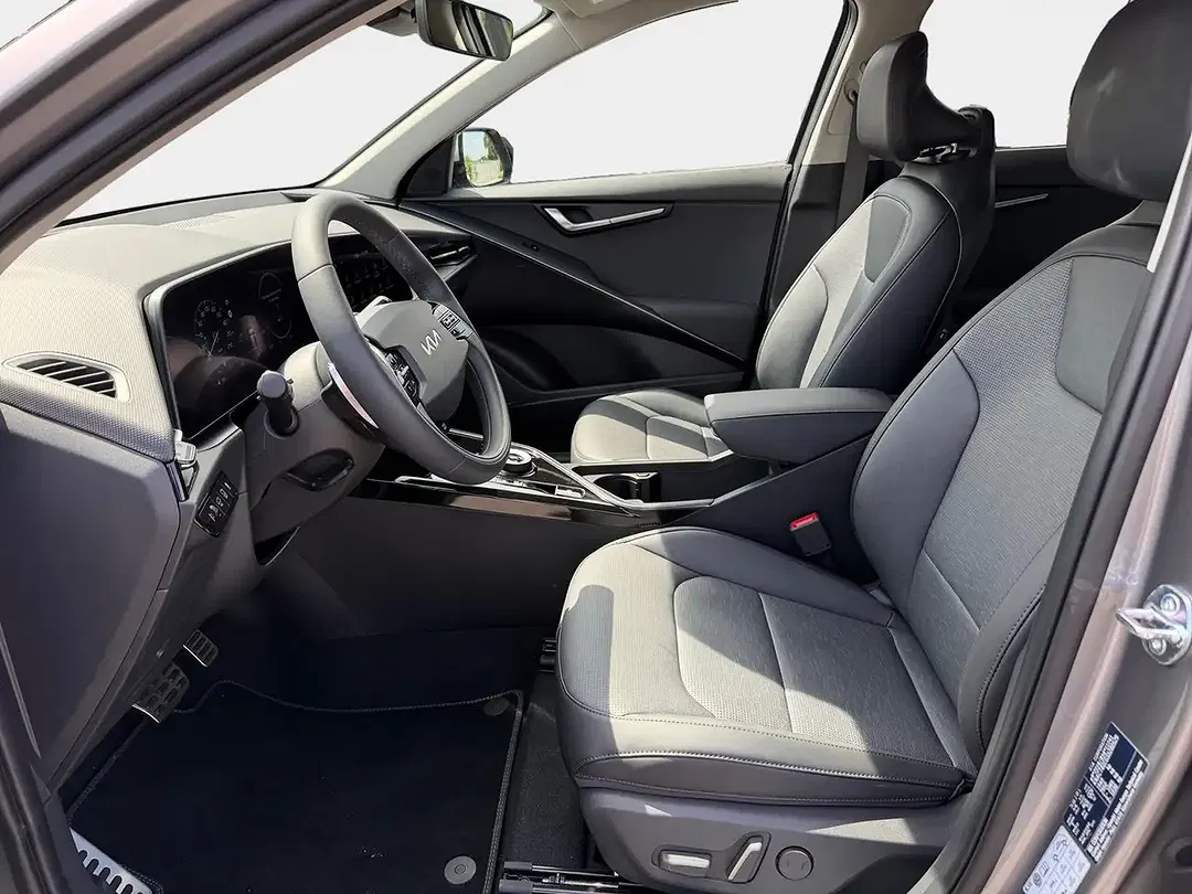 Kia Niro - Thumbnail 8
