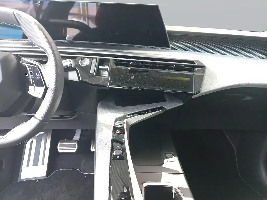 Peugeot 3008 - Thumbnail 11