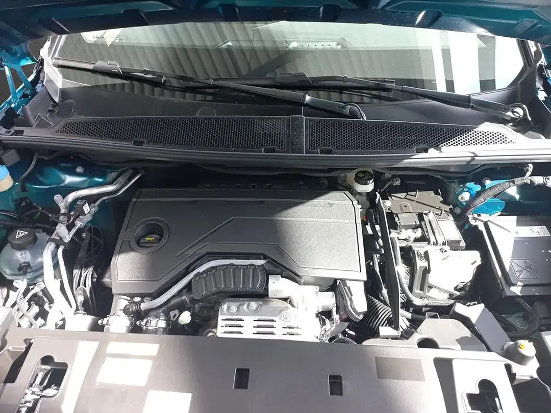 Peugeot 3008 - Thumbnail 5