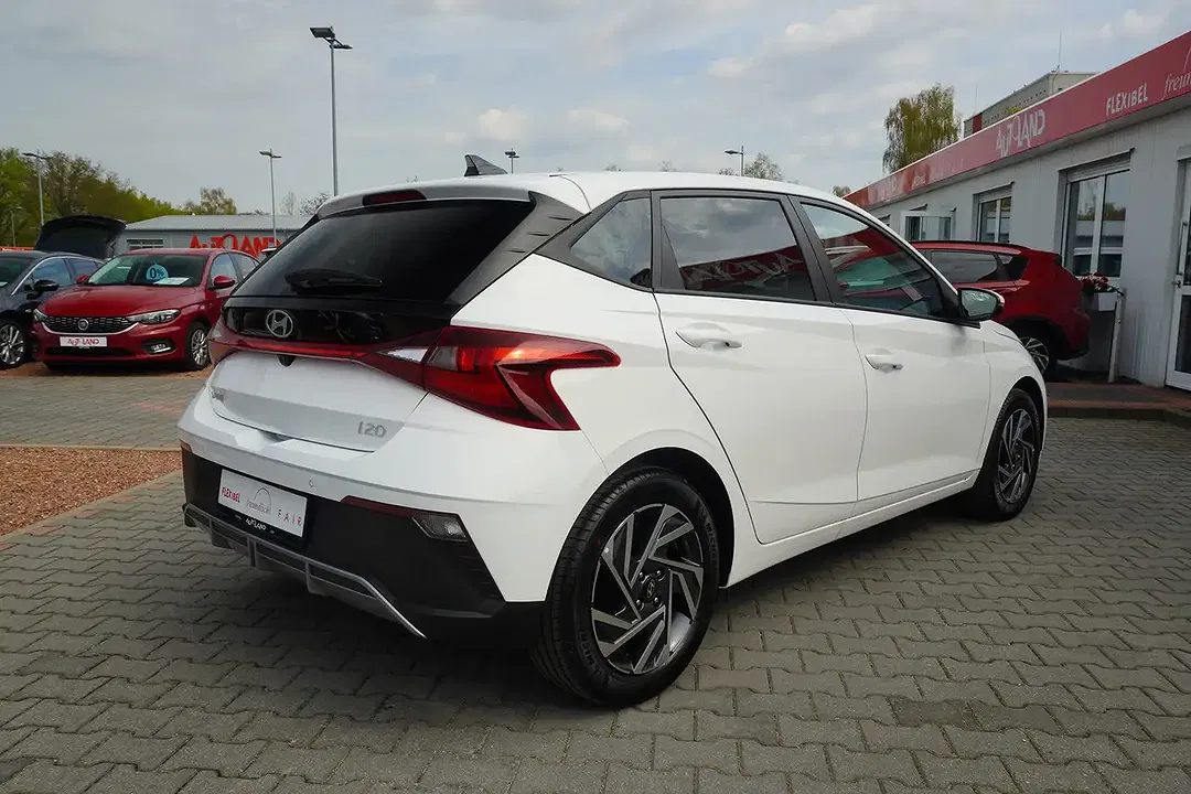 Hyundai i20 - Thumbnail 5