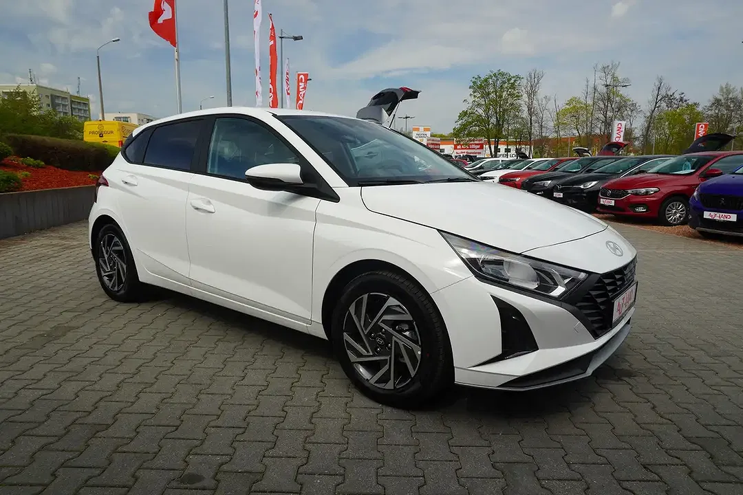 Hyundai i20 - Thumbnail 6