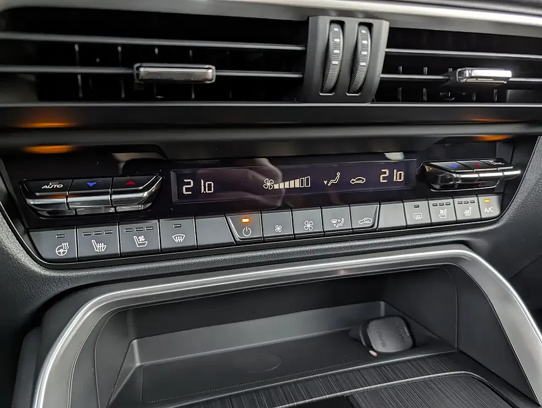 Mazda CX-60 - Thumbnail 11
