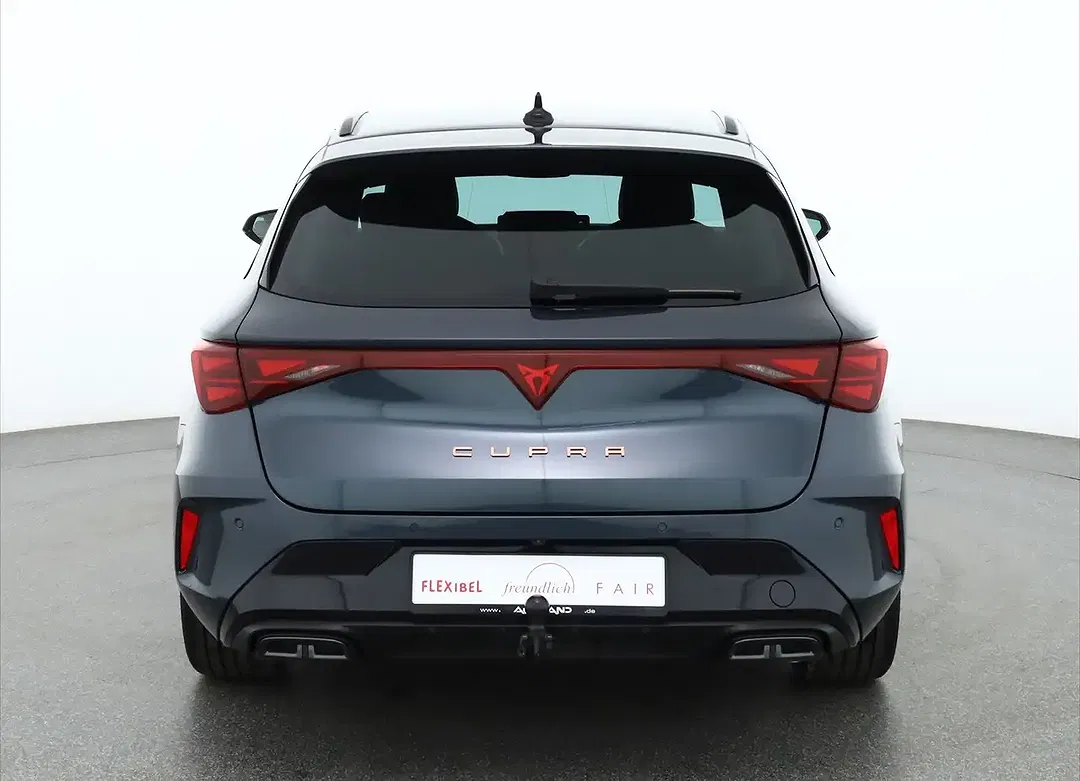 CUPRA Leon - Thumbnail 3