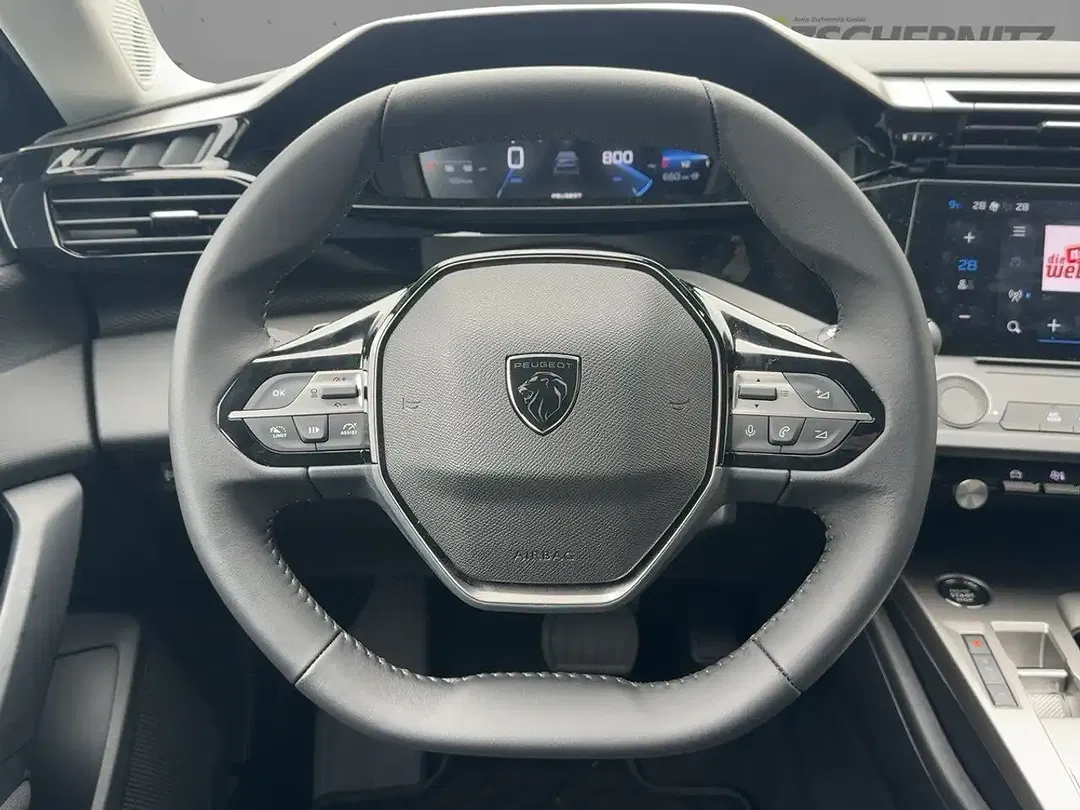 Peugeot 308 - Thumbnail 10