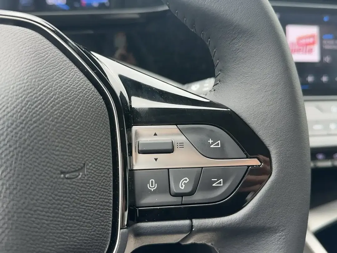 Peugeot 308 - Thumbnail 14