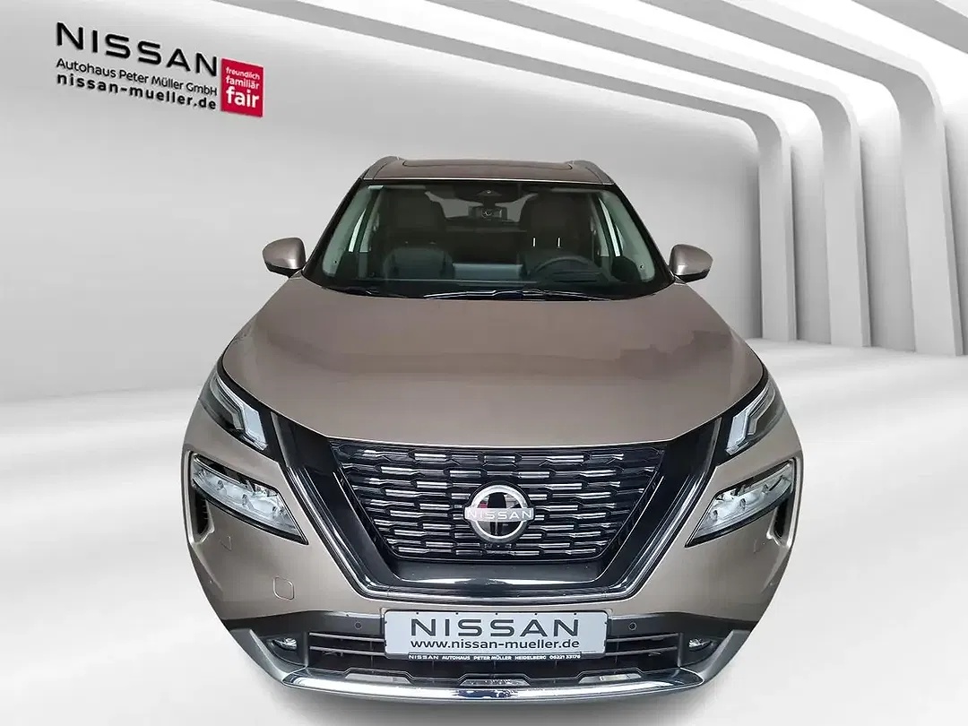 Nissan X-Trail - Thumbnail 2