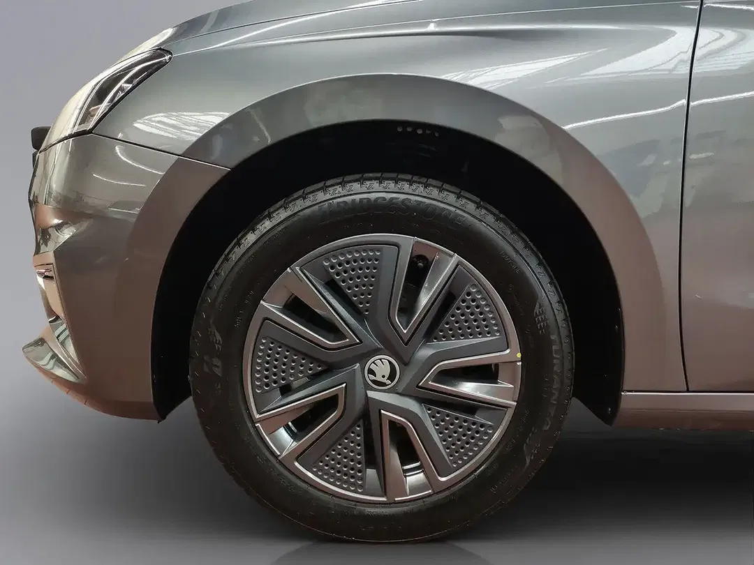 Skoda Fabia - Thumbnail 12