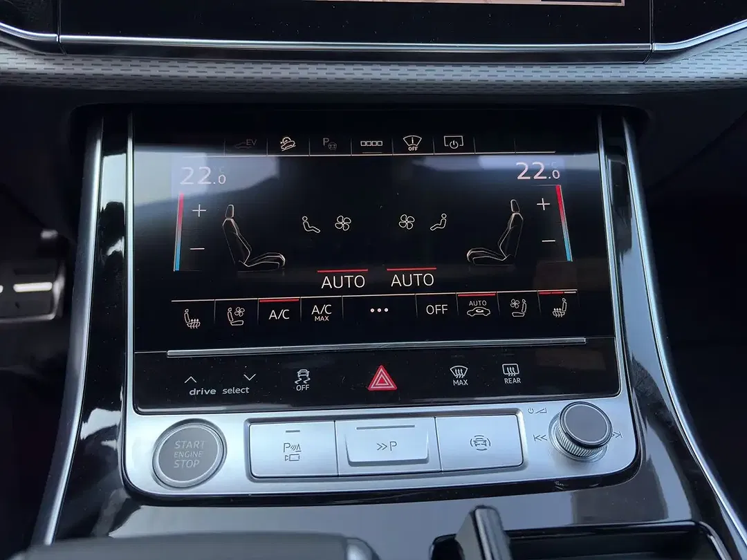 Audi Q8 - Thumbnail 15