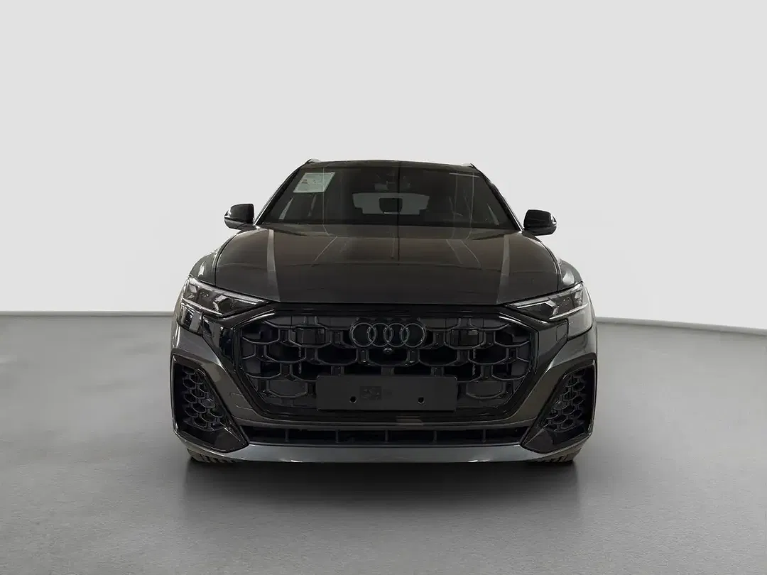 Audi Q8 - Thumbnail 2