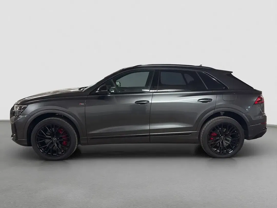 Audi Q8 - Thumbnail 3