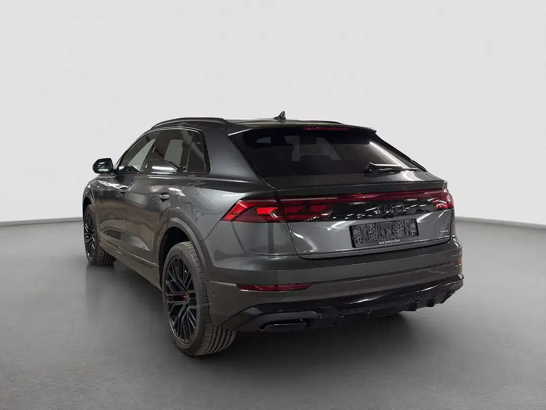 Audi Q8 - Thumbnail 4