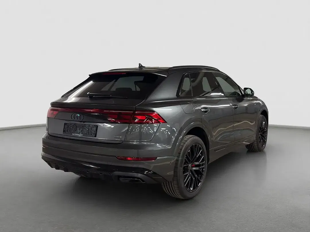 Audi Q8 - Thumbnail 6