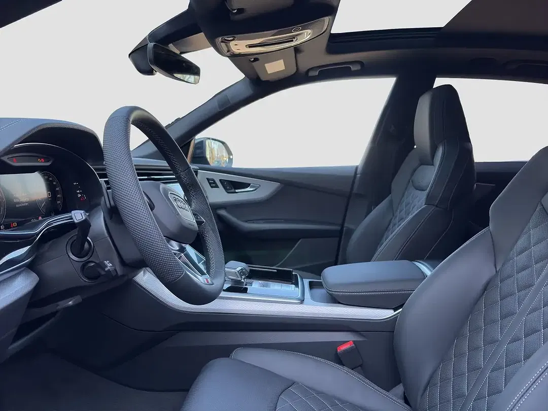 Audi Q8 - Thumbnail 9