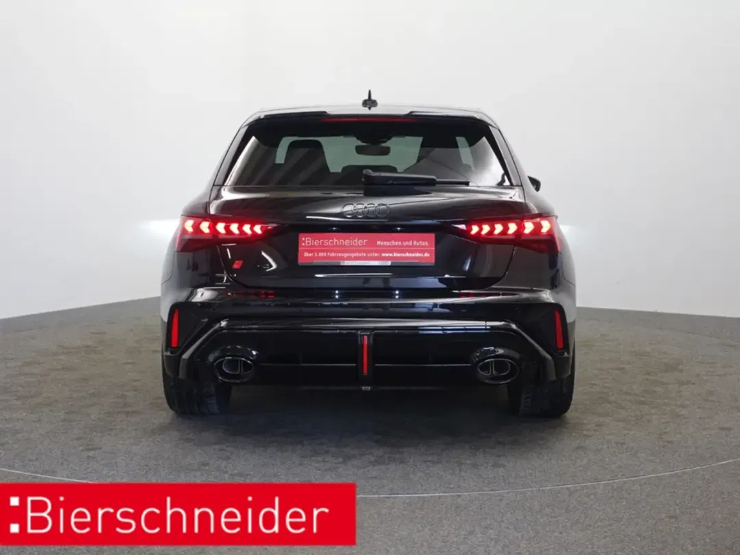 Audi RS3 - Thumbnail 7