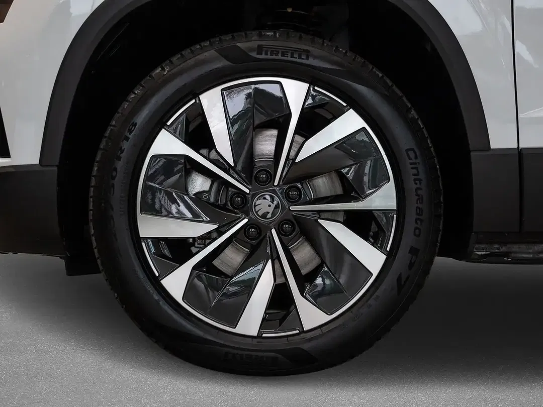 Skoda Karoq - Thumbnail 10