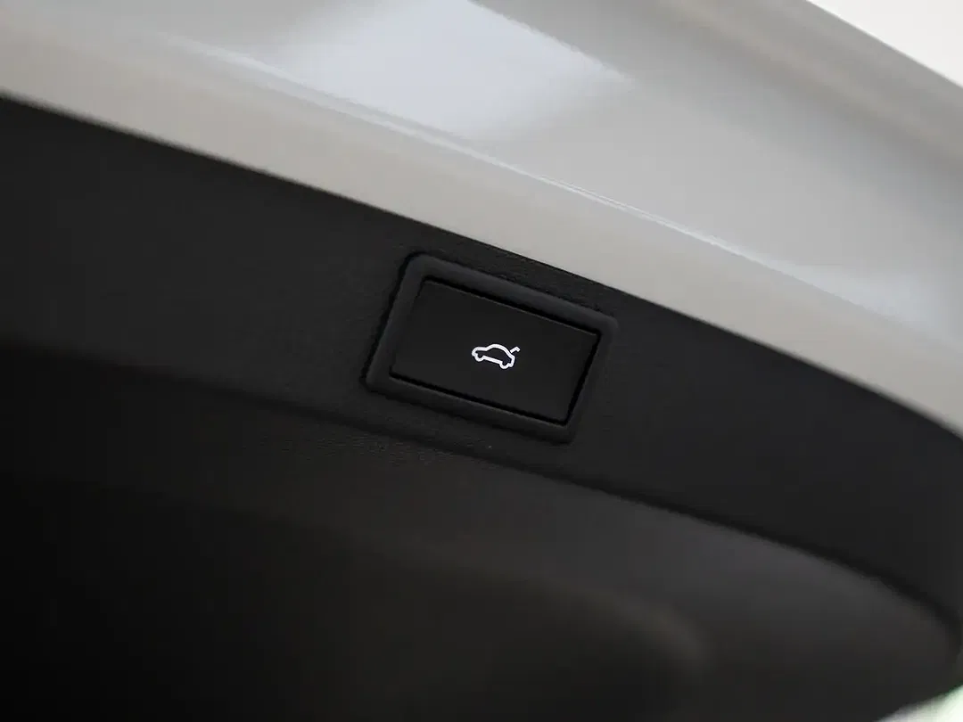 Skoda Karoq - Thumbnail 12