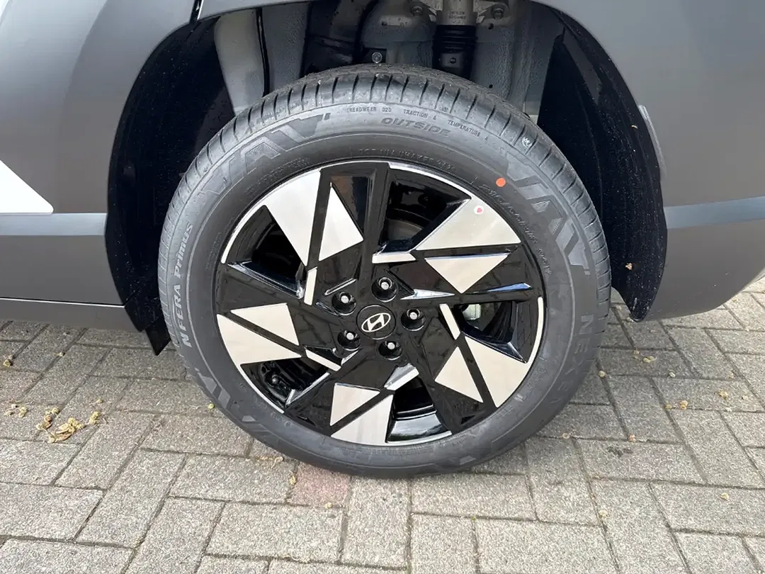 Hyundai KONA - Thumbnail 5