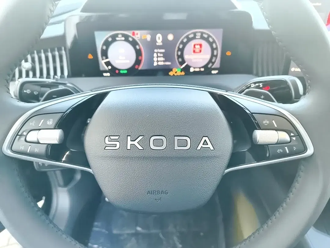 Skoda Superb - Thumbnail 10