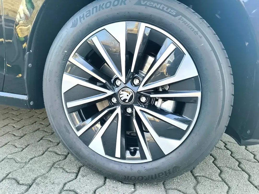 Skoda Superb - Thumbnail 14