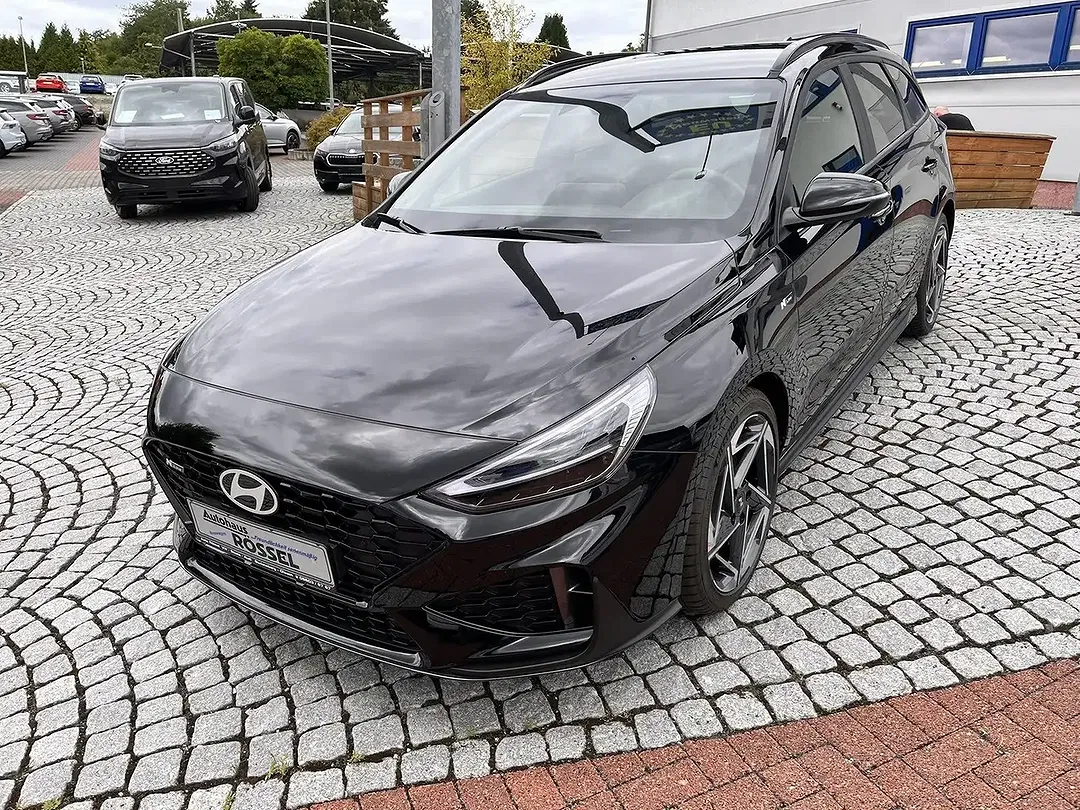 Hyundai i30 - Thumbnail 1