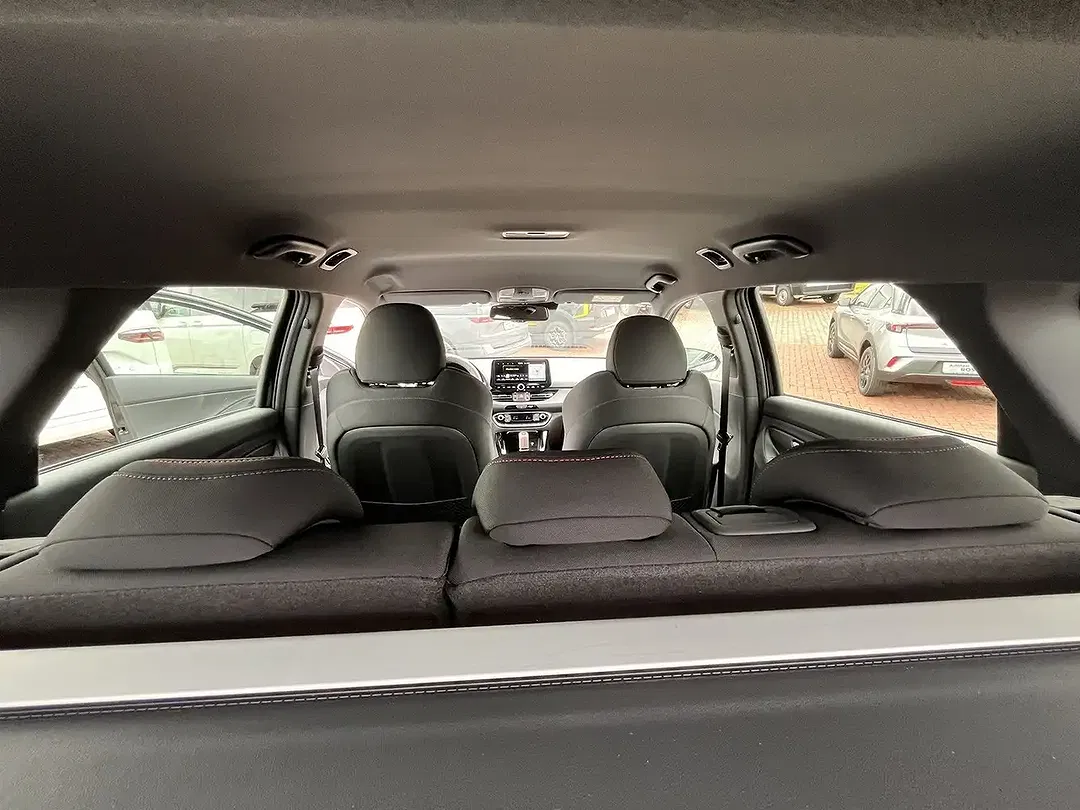 Hyundai i30 - Thumbnail 15