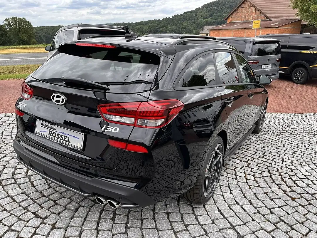 Hyundai i30 - Thumbnail 3