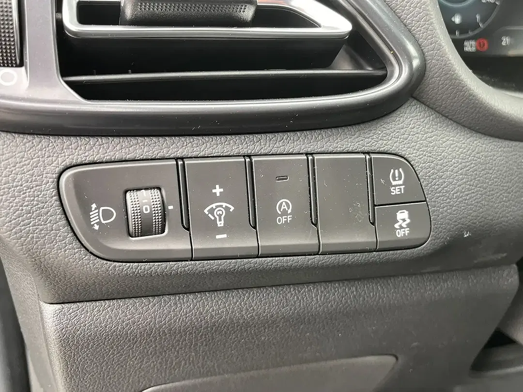 Hyundai i30 - Thumbnail 6