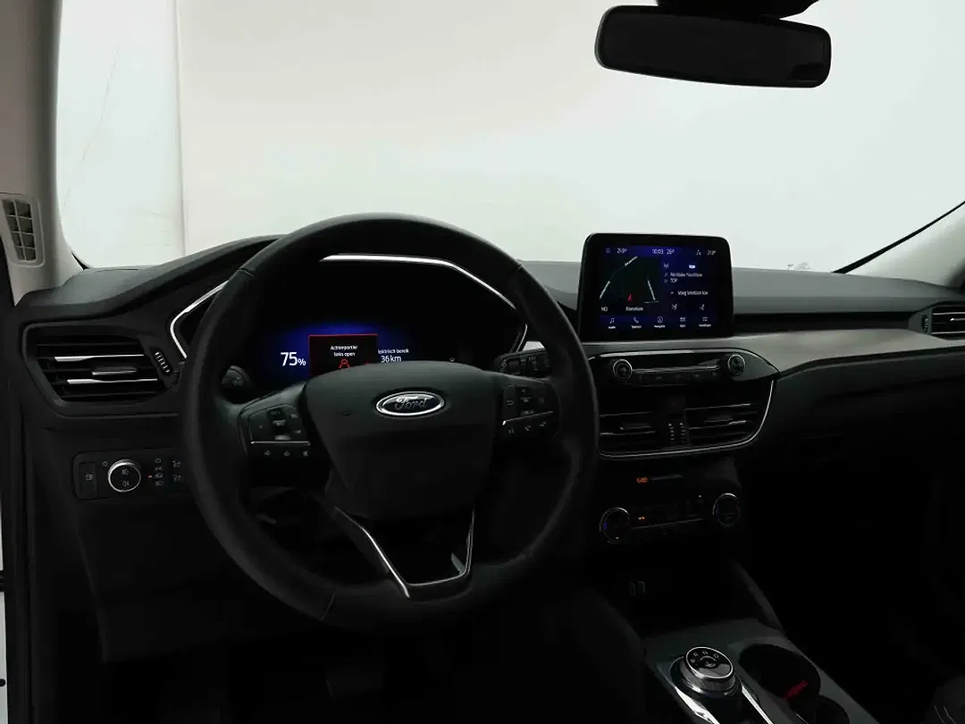 Ford Kuga - Thumbnail 8