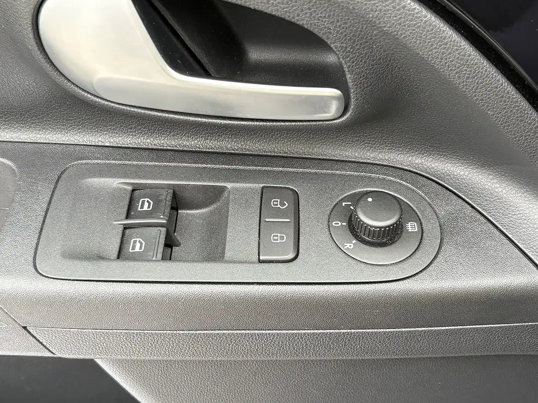 SEAT Mii - Thumbnail 21