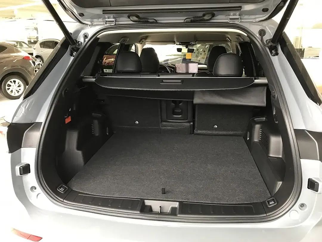 Mitsubishi Outlander - Thumbnail 13