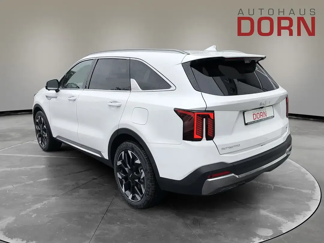 Kia Sorento - Thumbnail 2