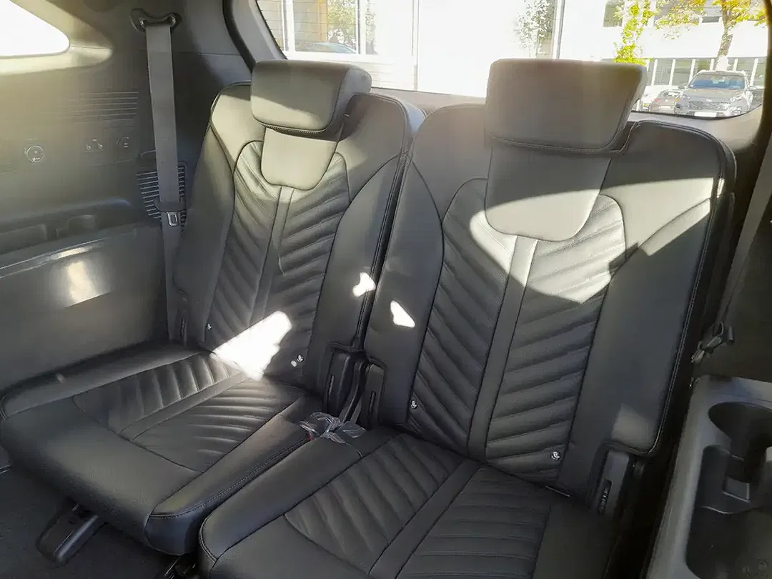 Kia Sorento - Thumbnail 9