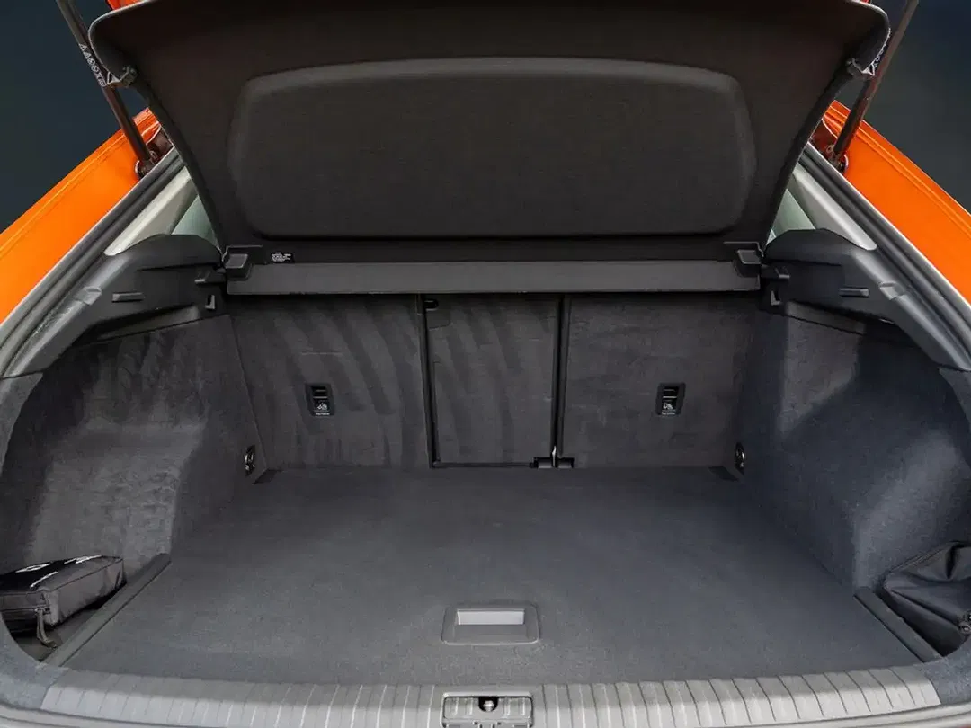 Audi Q3 - Thumbnail 13