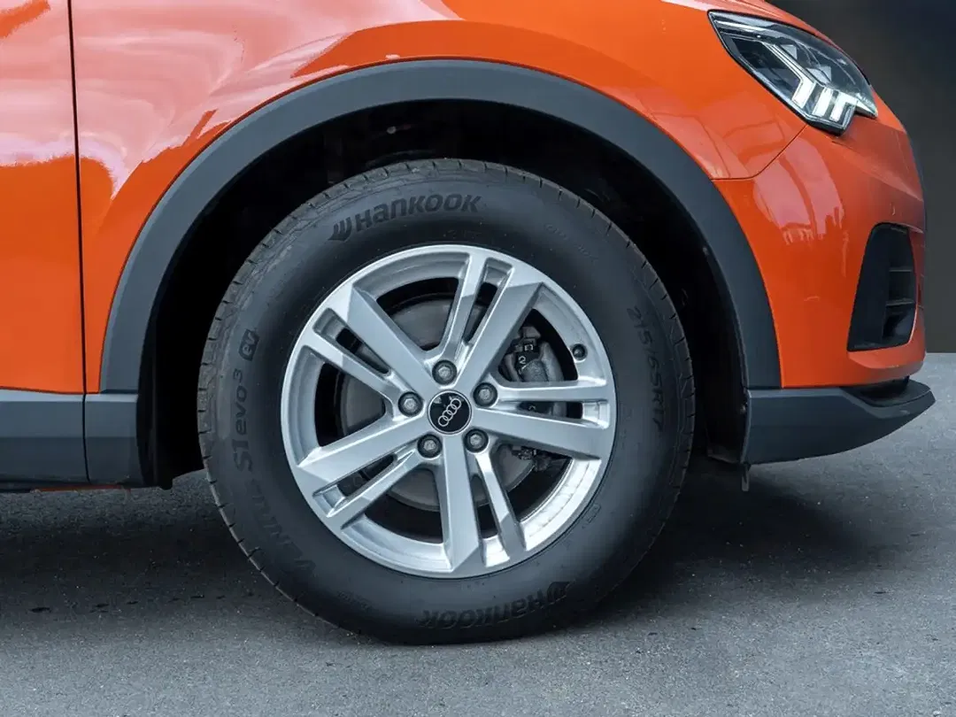Audi Q3 - Thumbnail 5