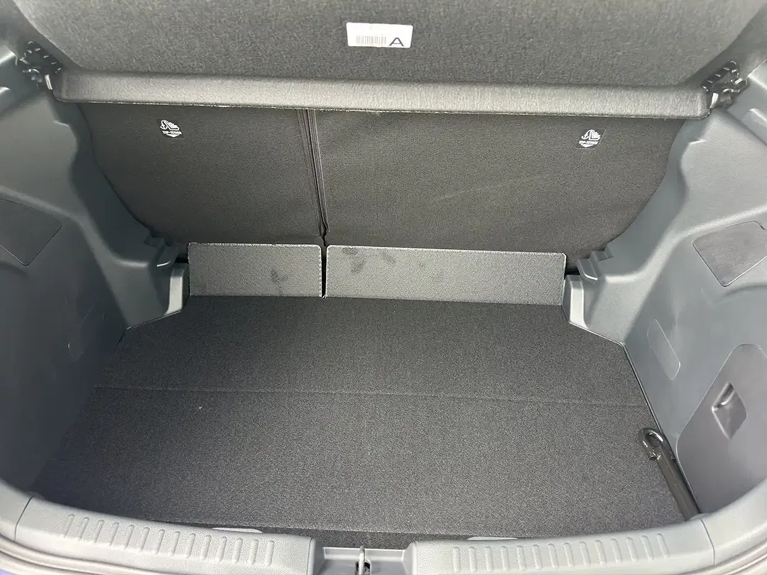 Mazda 2 - Thumbnail 11