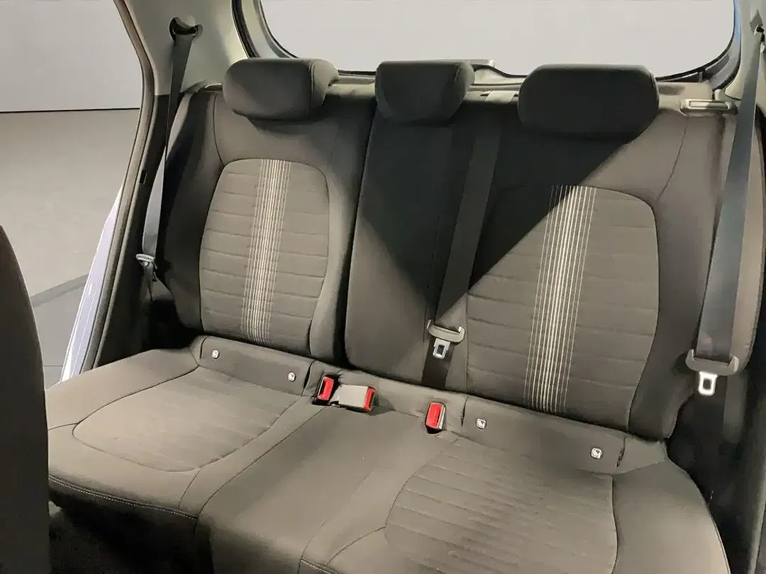 Hyundai i10 - Thumbnail 15