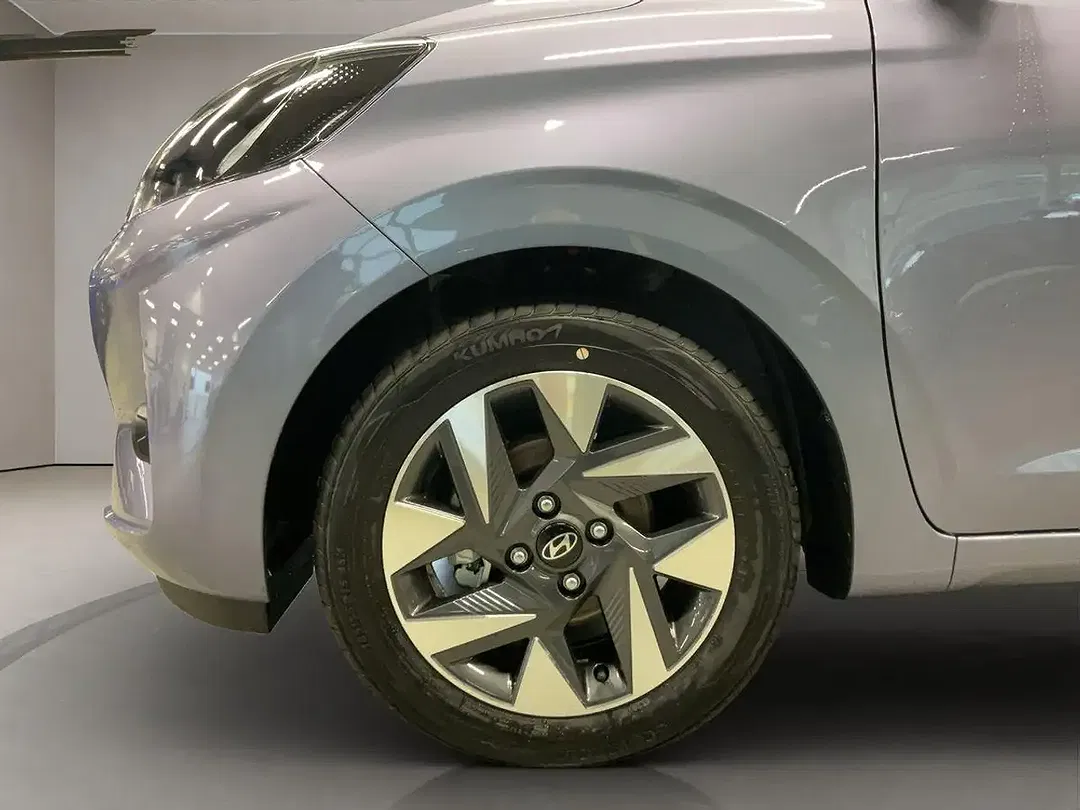 Hyundai i10 - Thumbnail 9