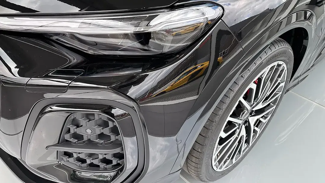 Audi SQ5 - Thumbnail 6