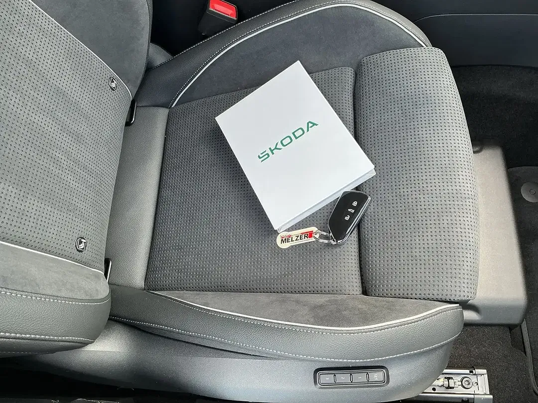 Skoda Superb - Thumbnail 10