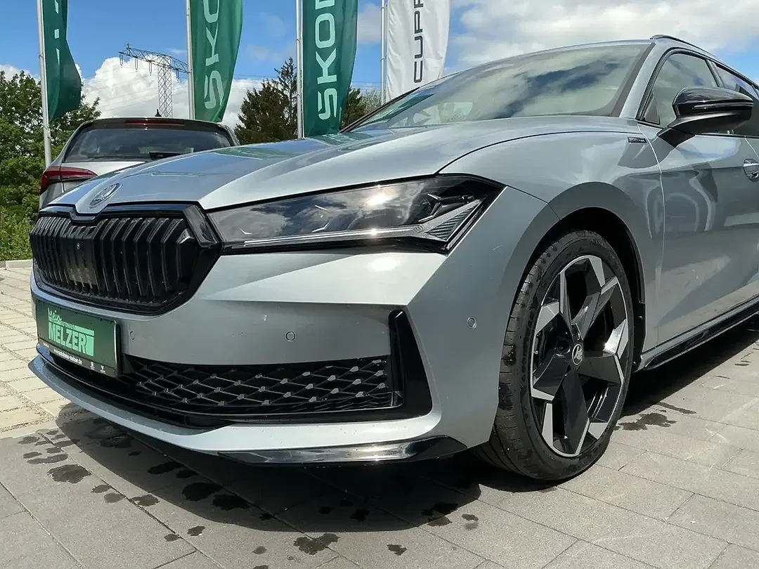 Skoda Superb - Thumbnail 14
