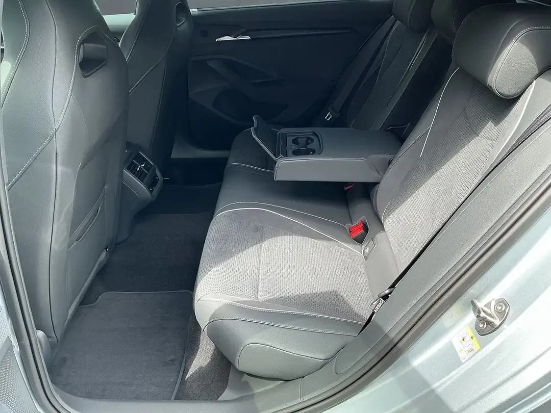 Skoda Superb - Thumbnail 8