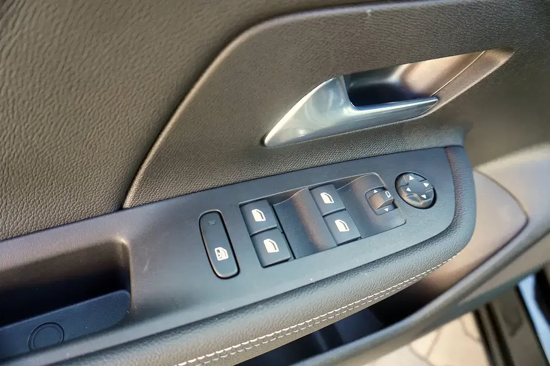 Opel Mokka - Thumbnail 12