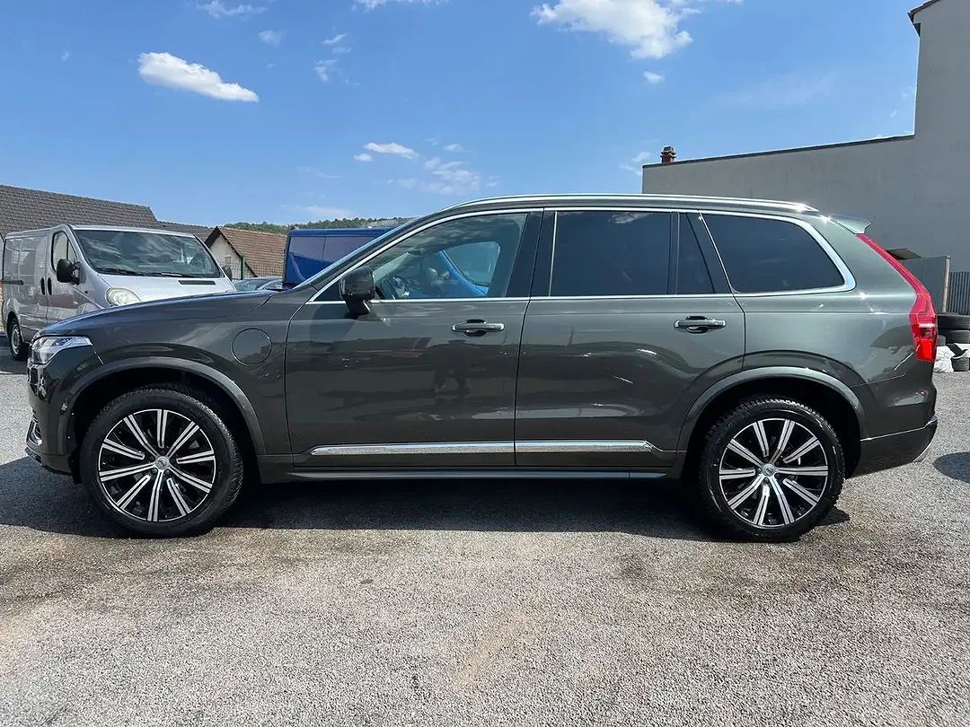 Volvo XC90 - Thumbnail 4