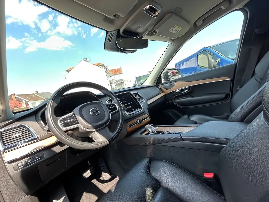 Volvo XC90 - Thumbnail 9