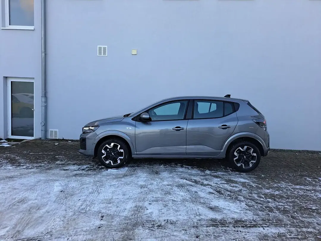 Dacia Sandero - Thumbnail 4
