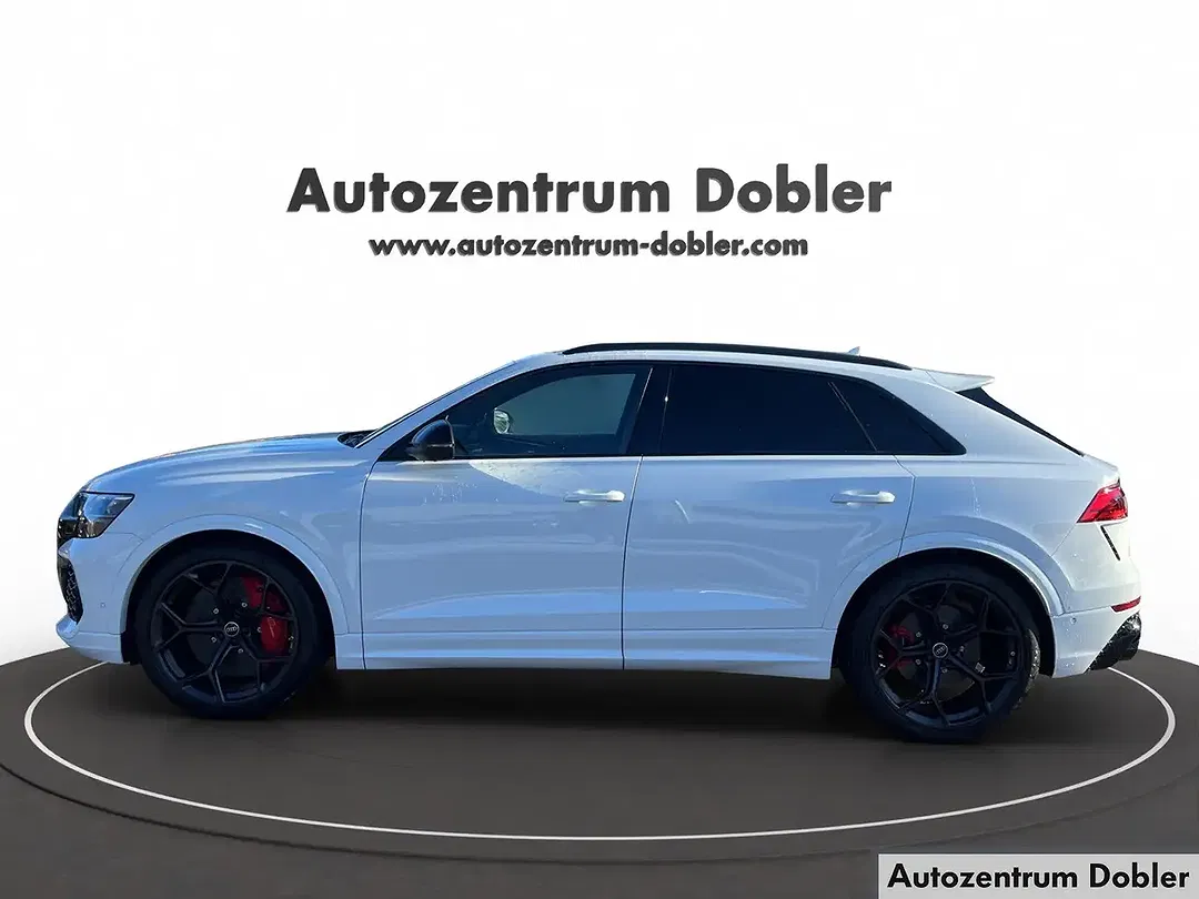 Audi RS Q8 - Thumbnail 4