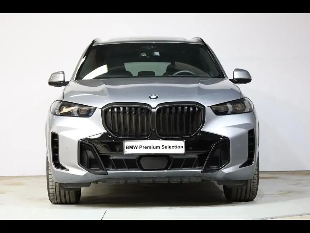 BMW X5 - Thumbnail 2