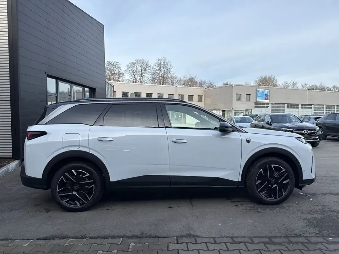 Peugeot 5008 - Thumbnail 4