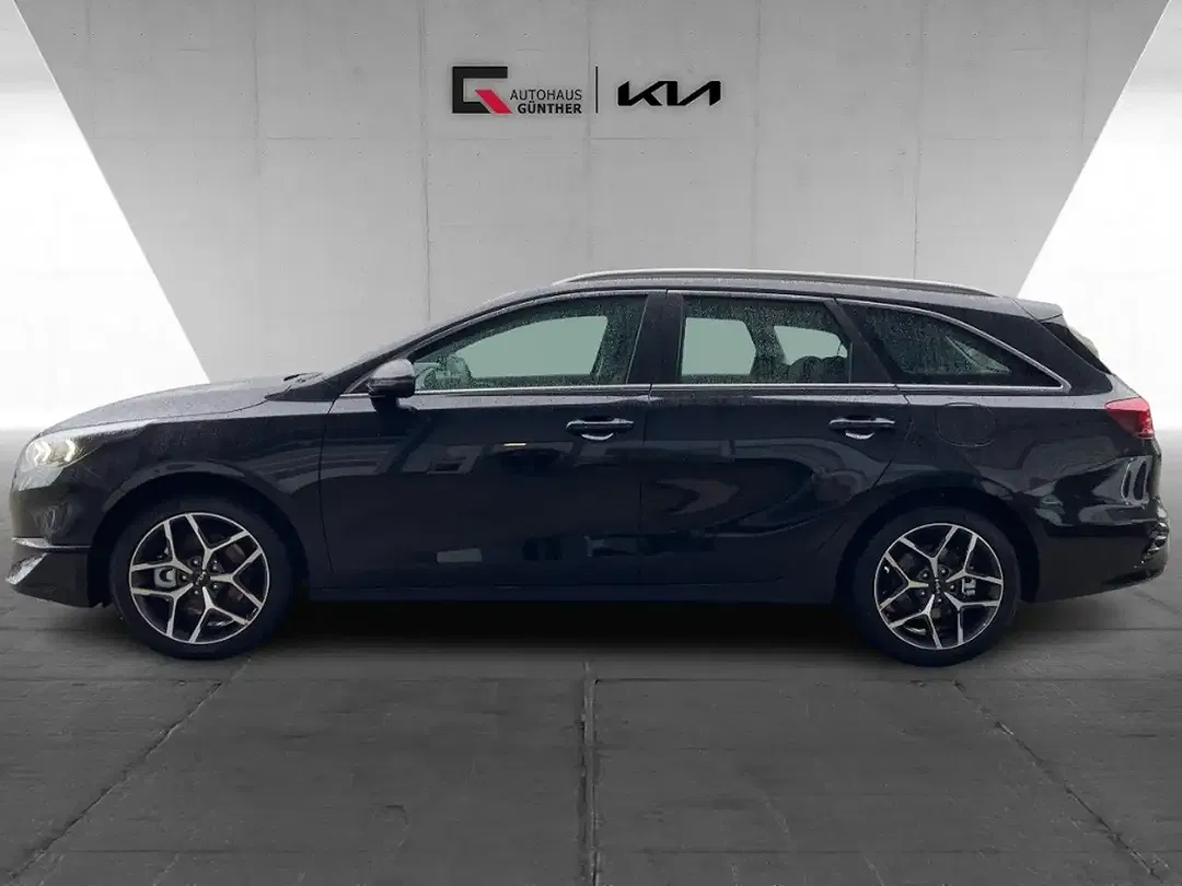 Kia Ceed SW / cee'd SW - Thumbnail 1